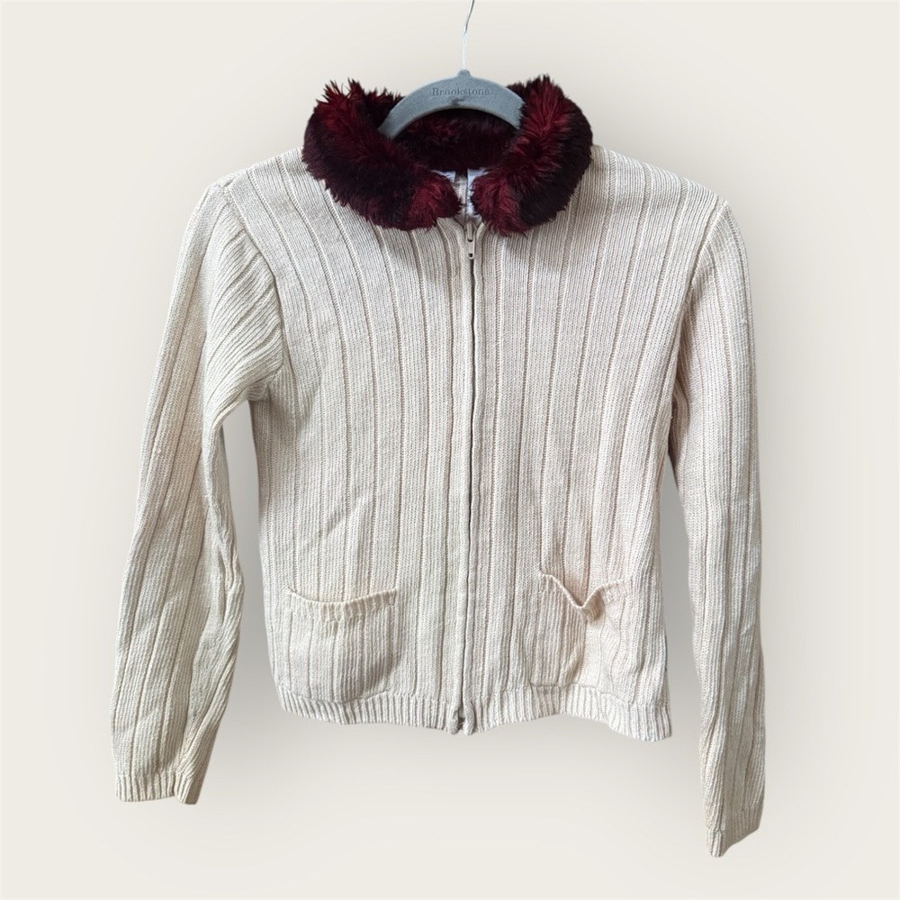 Vintage 90s MaryKate and Ashley zip up cardigan with faux fur collar